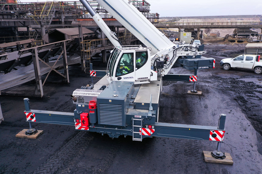 The long arm of Garzweiler: Liebherr RT crane at RWE